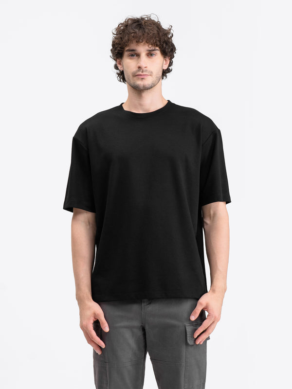 Boxy Ease Tee Black