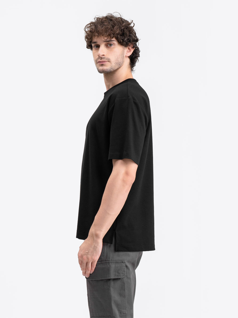 Boxy Ease Tee Black