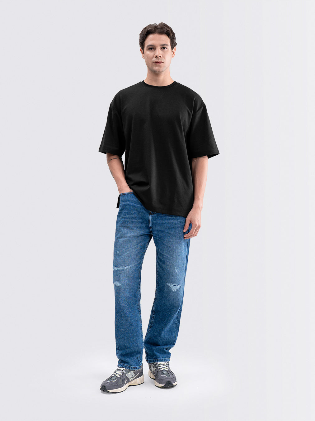 Boxy Ease Tee Black