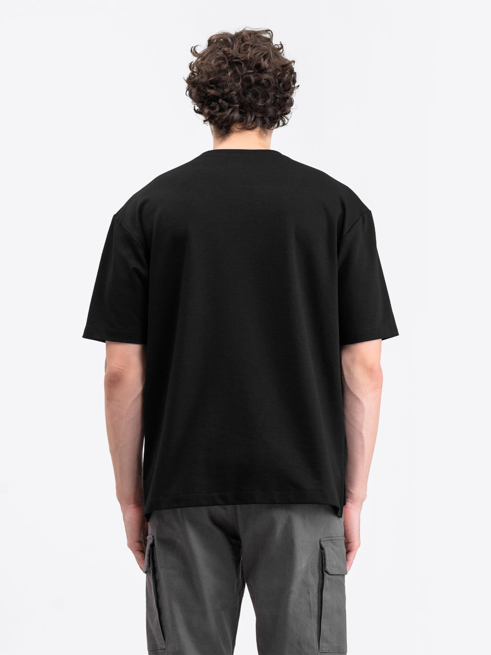 Boxy Ease Tee Black