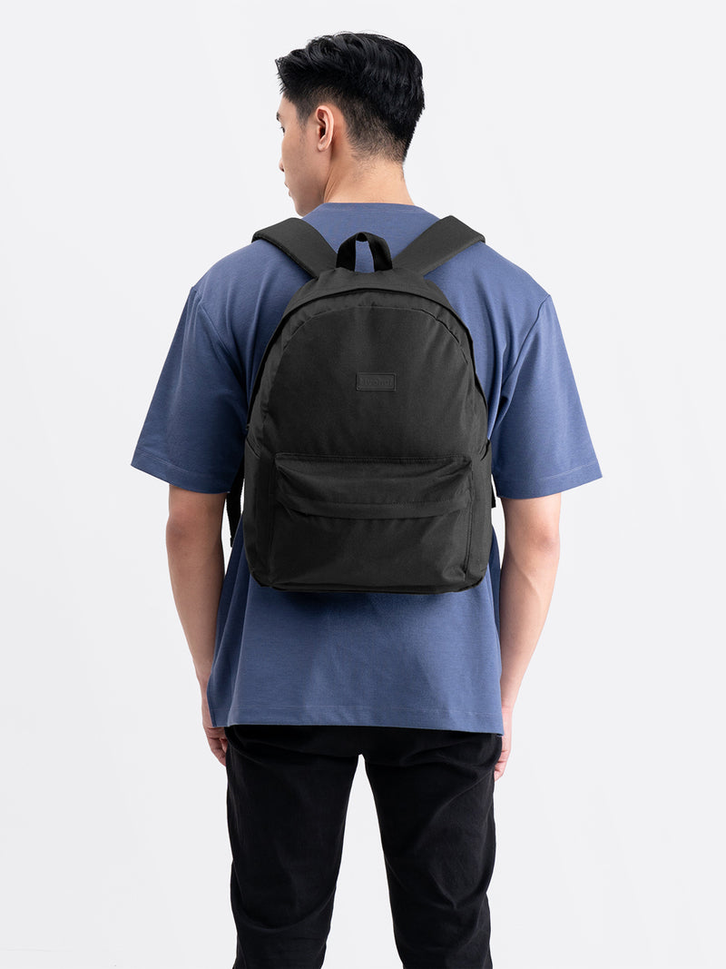 Essential Backpack Black