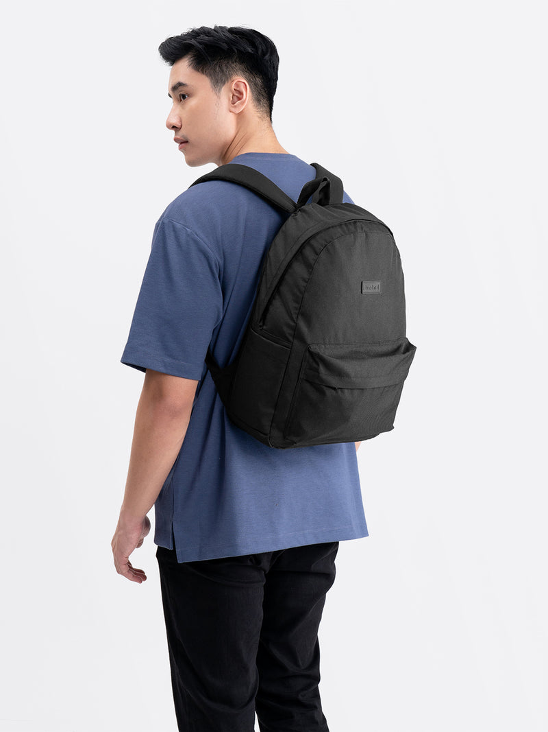 Essential Backpack Black